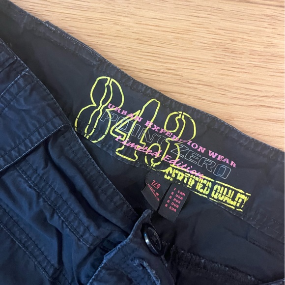 Ladies Cargo Shorts - Picture 2 of 3